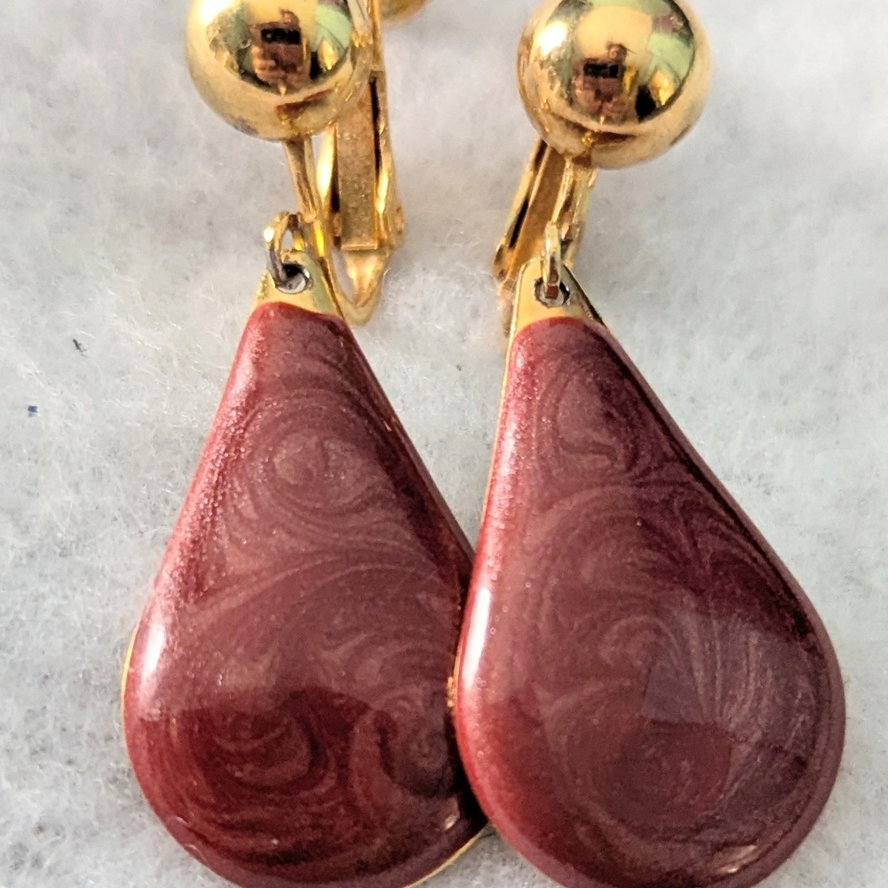 Elegant Gold and Maroon Drop Earrings